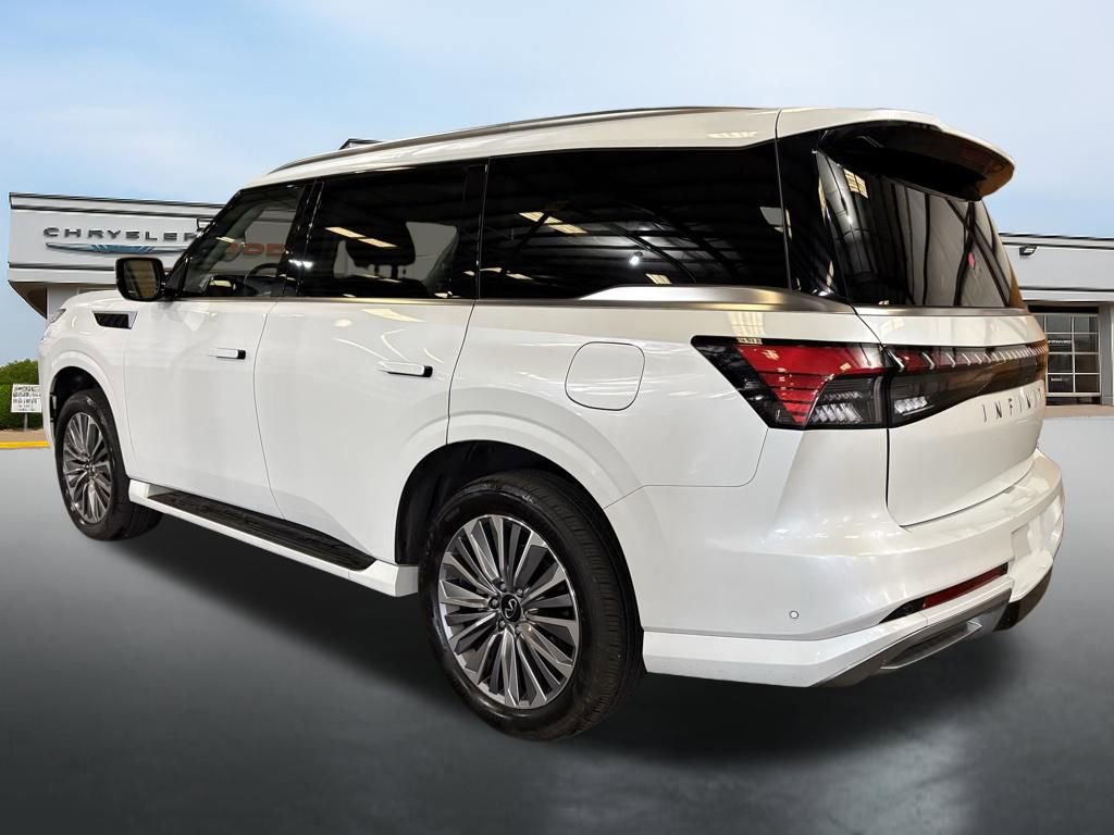 Used 2025 INFINITI QX80 Sensory image 3