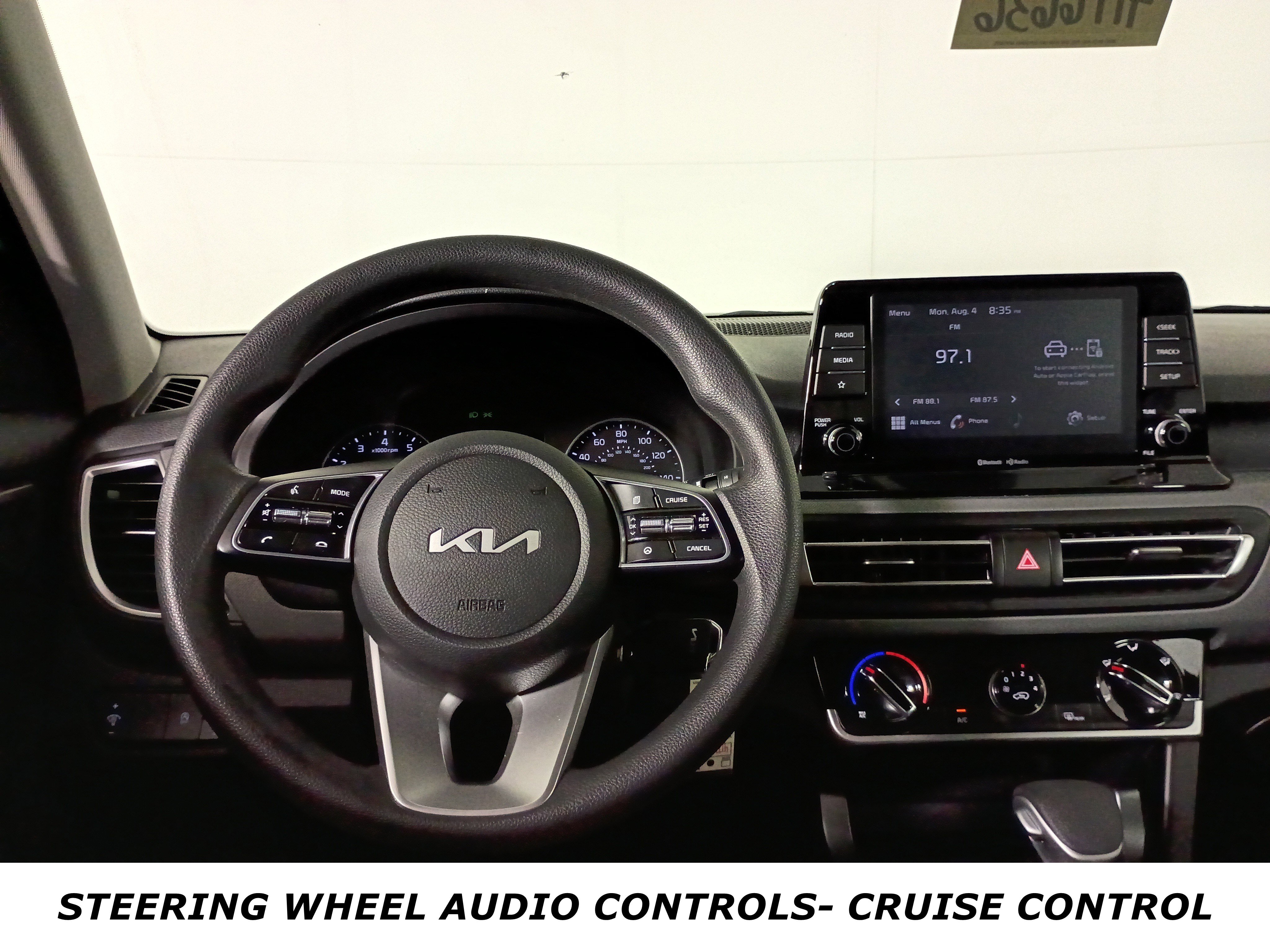 Certified 2023 Kia Seltos LX image 8