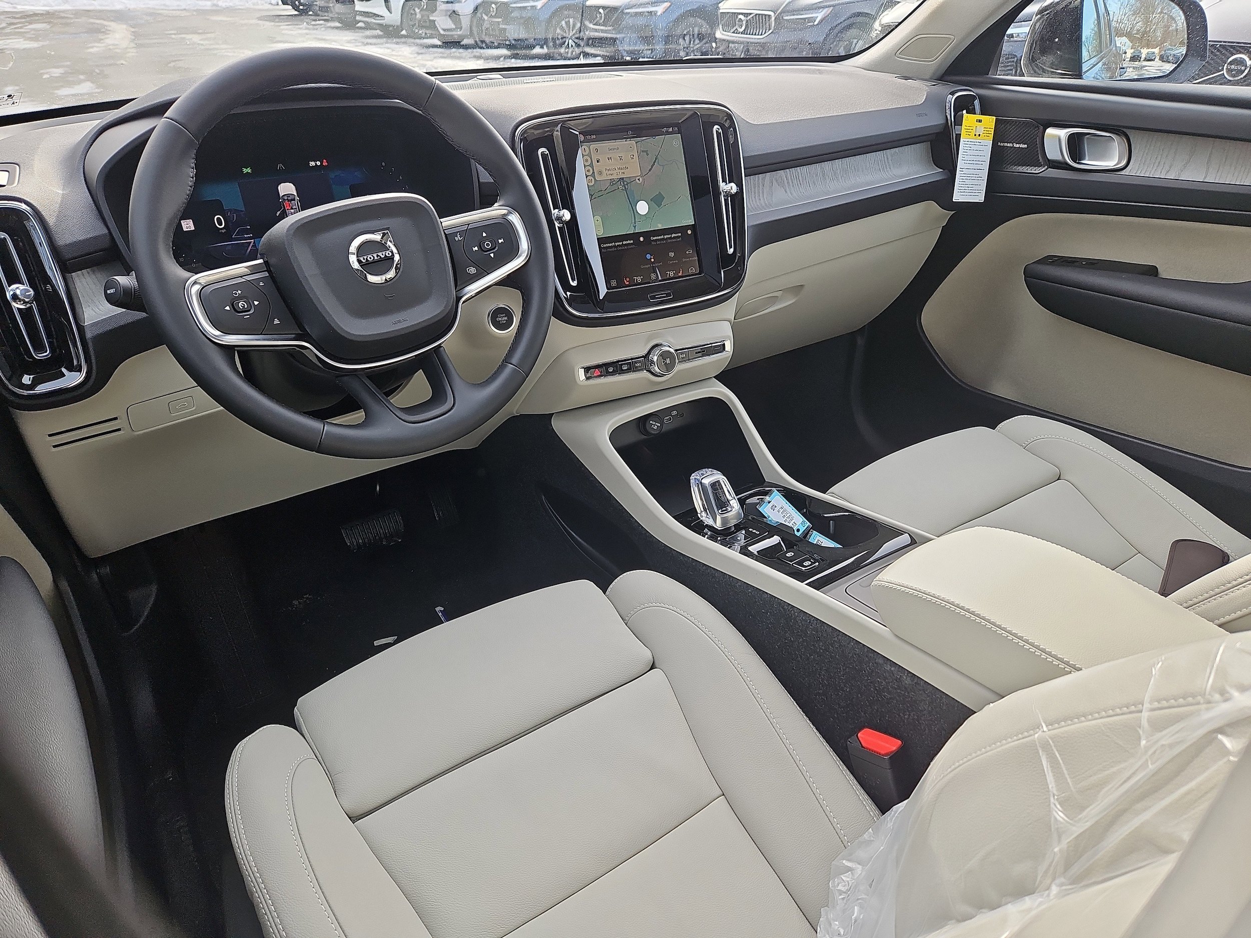 New 2026 Volvo XC40 B5 Plus w/ Protection Package Premier AWD/4WD image 3