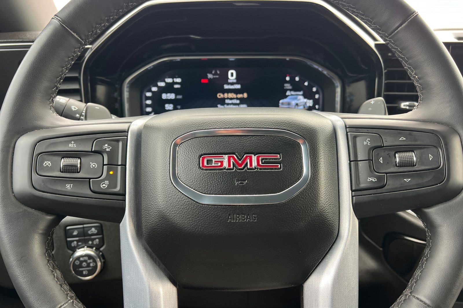 Used 2023 GMC Sierra 1500 SLT w/ SLT Premium Package image 32