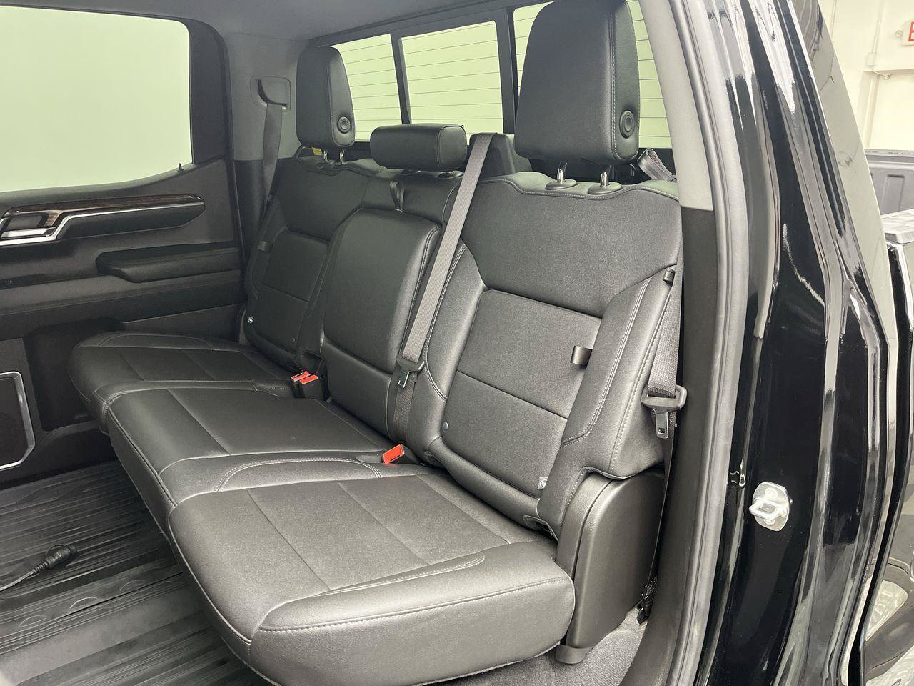 Certified 2024 GMC Sierra 1500 Elevation w/ Elevation Premium Package AWD/4WD image 13