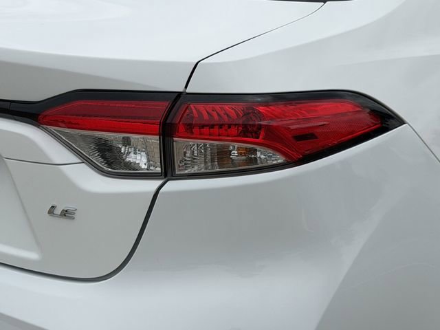 Certified 2022 Toyota Corolla LE image 7