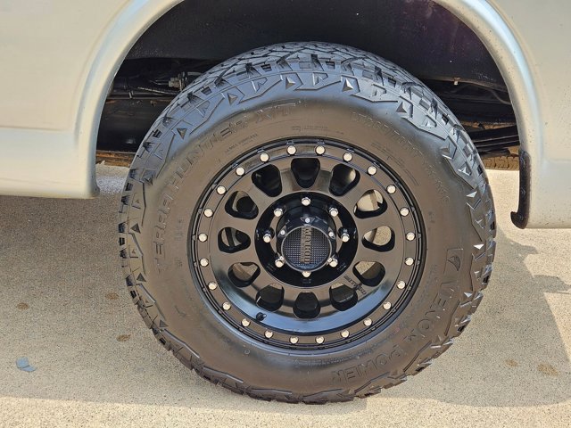 Used 2015 Chevrolet Express 2500 LS RWD image 22