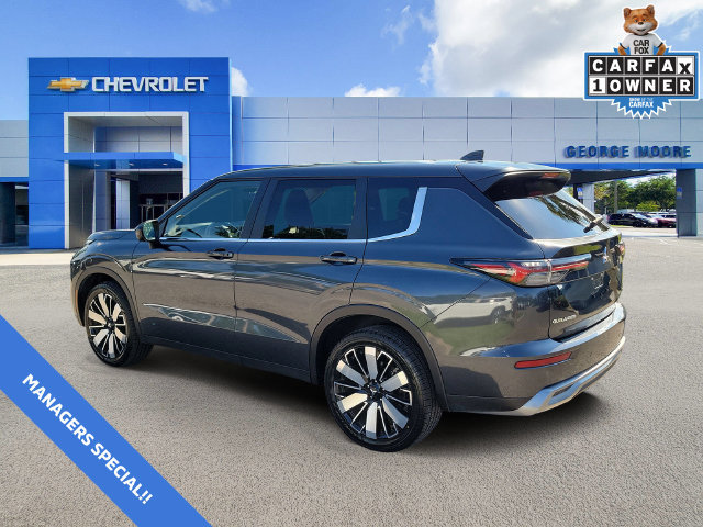 Used 2025 Mitsubishi Outlander SE FWD image 3