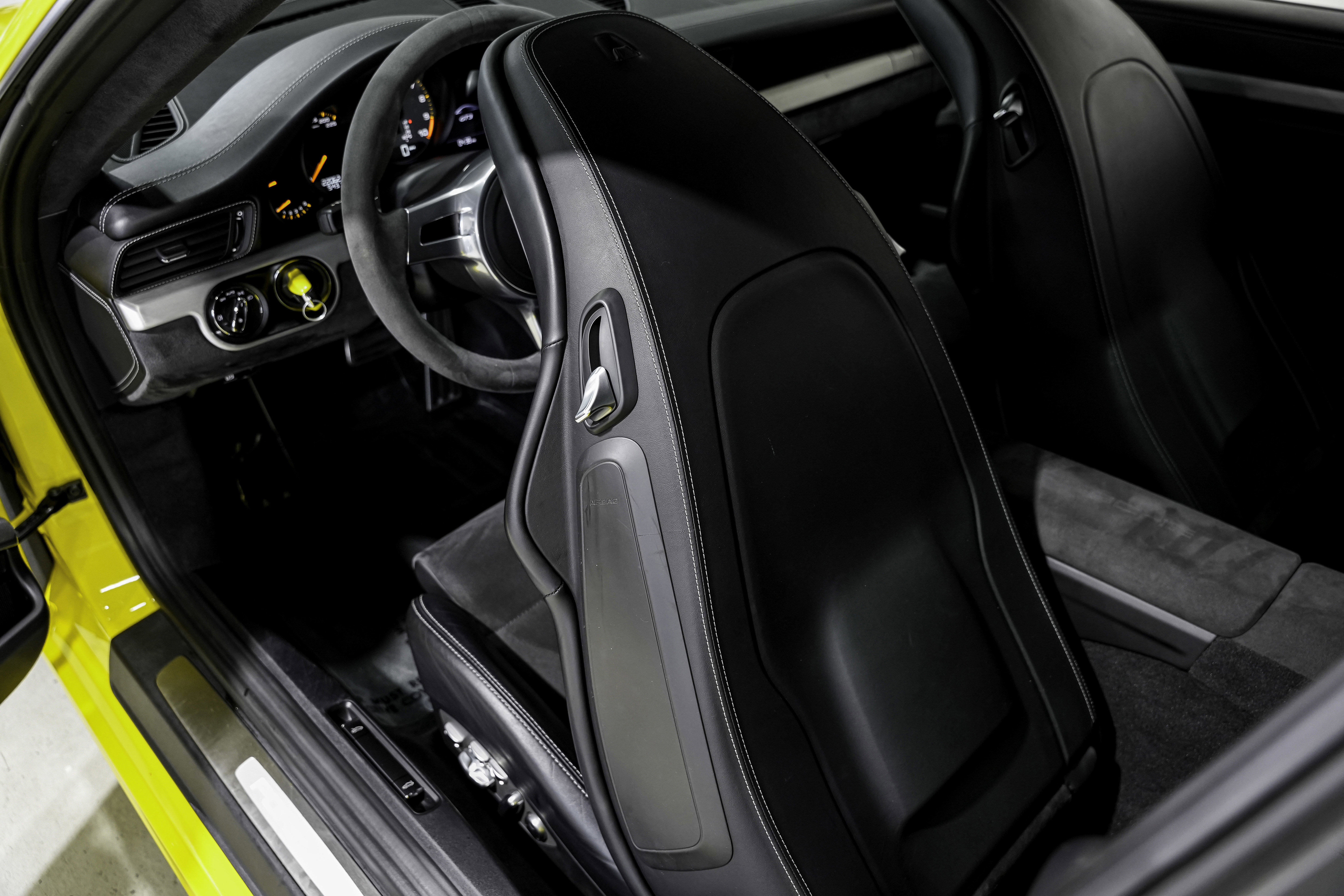 Used 2015 Porsche 911 GT3 image 21