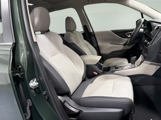 Certified 2023 Subaru Forester Premium AWD/4WD image 12