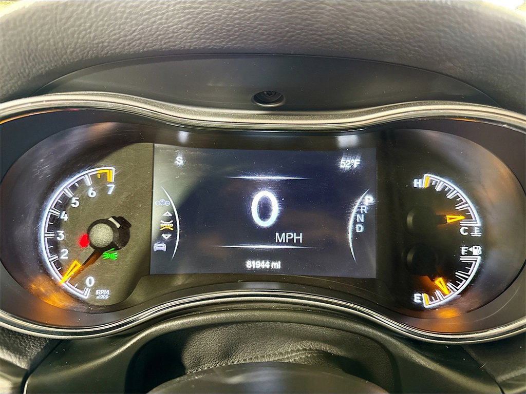 Used 2020 Jeep Grand Cherokee Laredo w/ Security & Convenience Group image 17