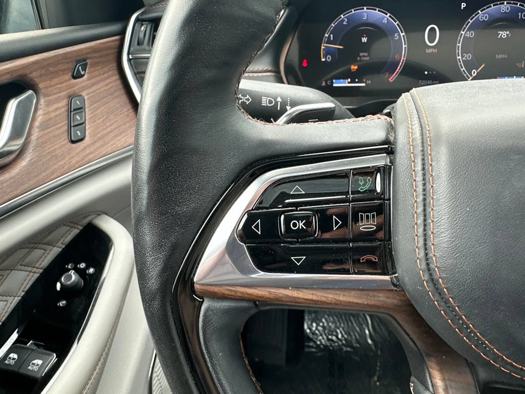 Used 2021 Jeep Grand Cherokee L Summit w/ Advanced Protech Group IV AWD/4WD image 41