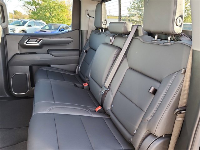 New 2026 GMC Sierra 1500 SLT image 20