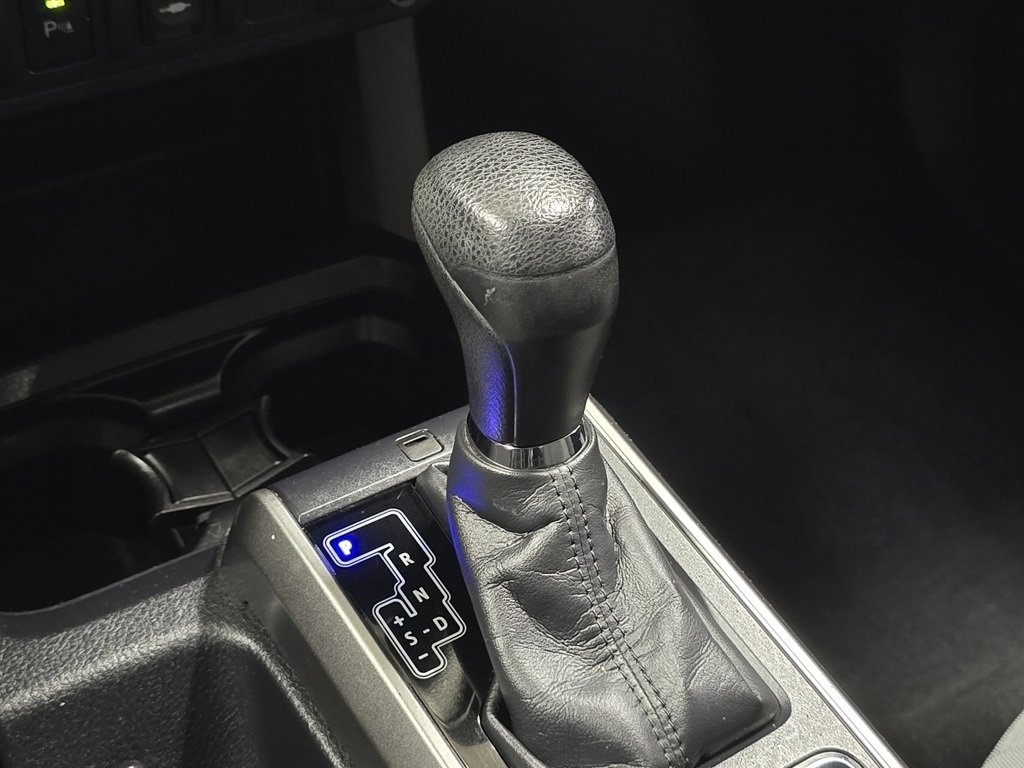 Used 2017 Toyota Tacoma SR5 image 29