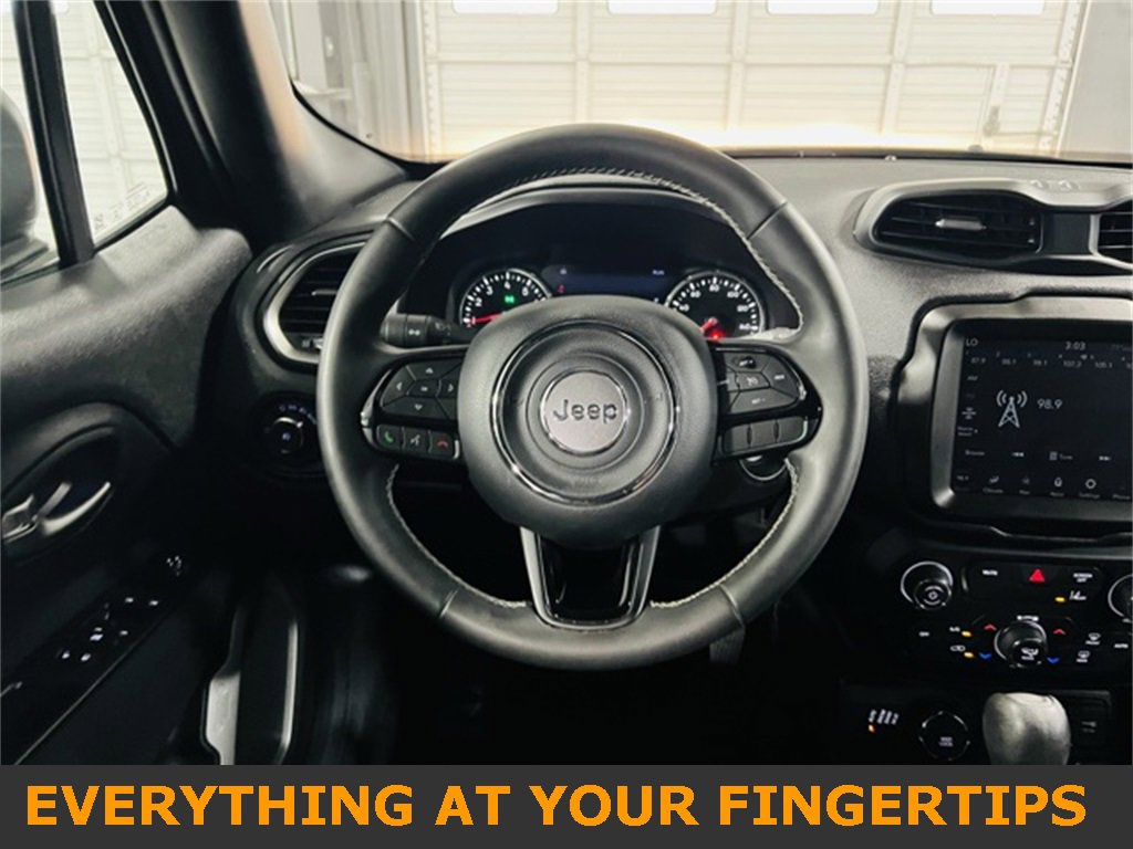 Used 2021 Jeep Renegade Latitude image 5