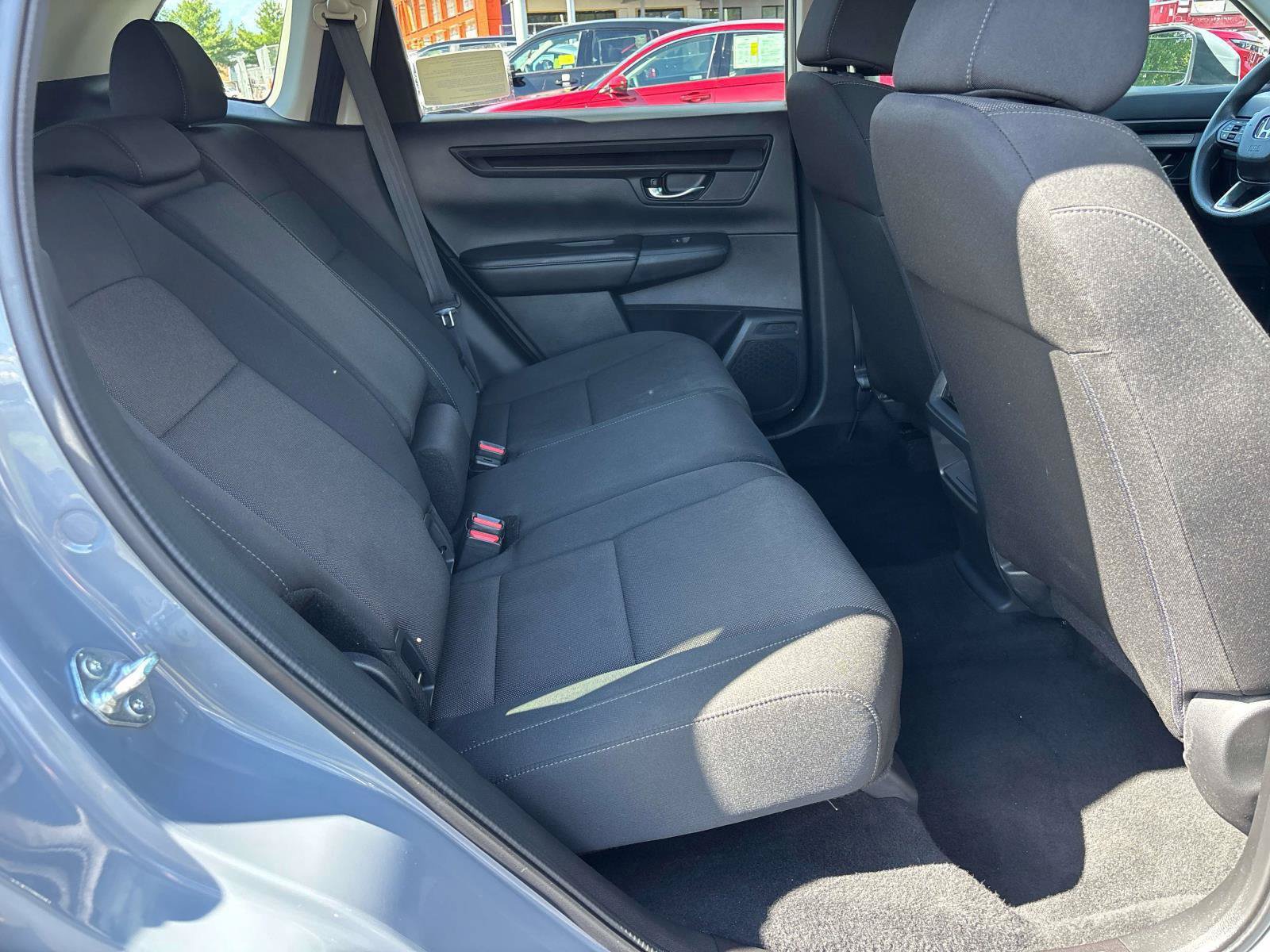 Used 2025 Honda CR-V LX image 14