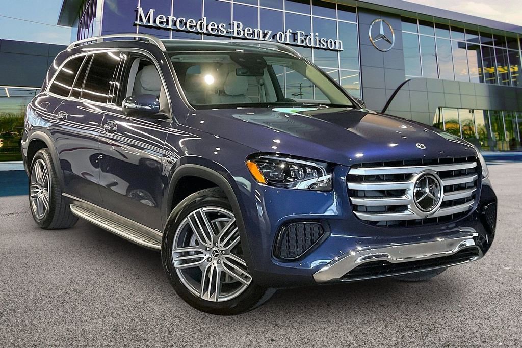 New 2026 Mercedes-Benz GLS 450 4MATIC image 1