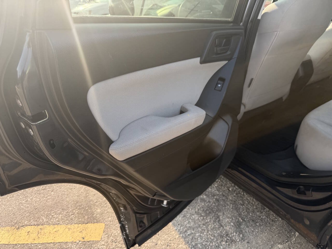 Used 2014 Subaru Forester 2.5i Premium w/ Protection Package #1 AWD/4WD image 16