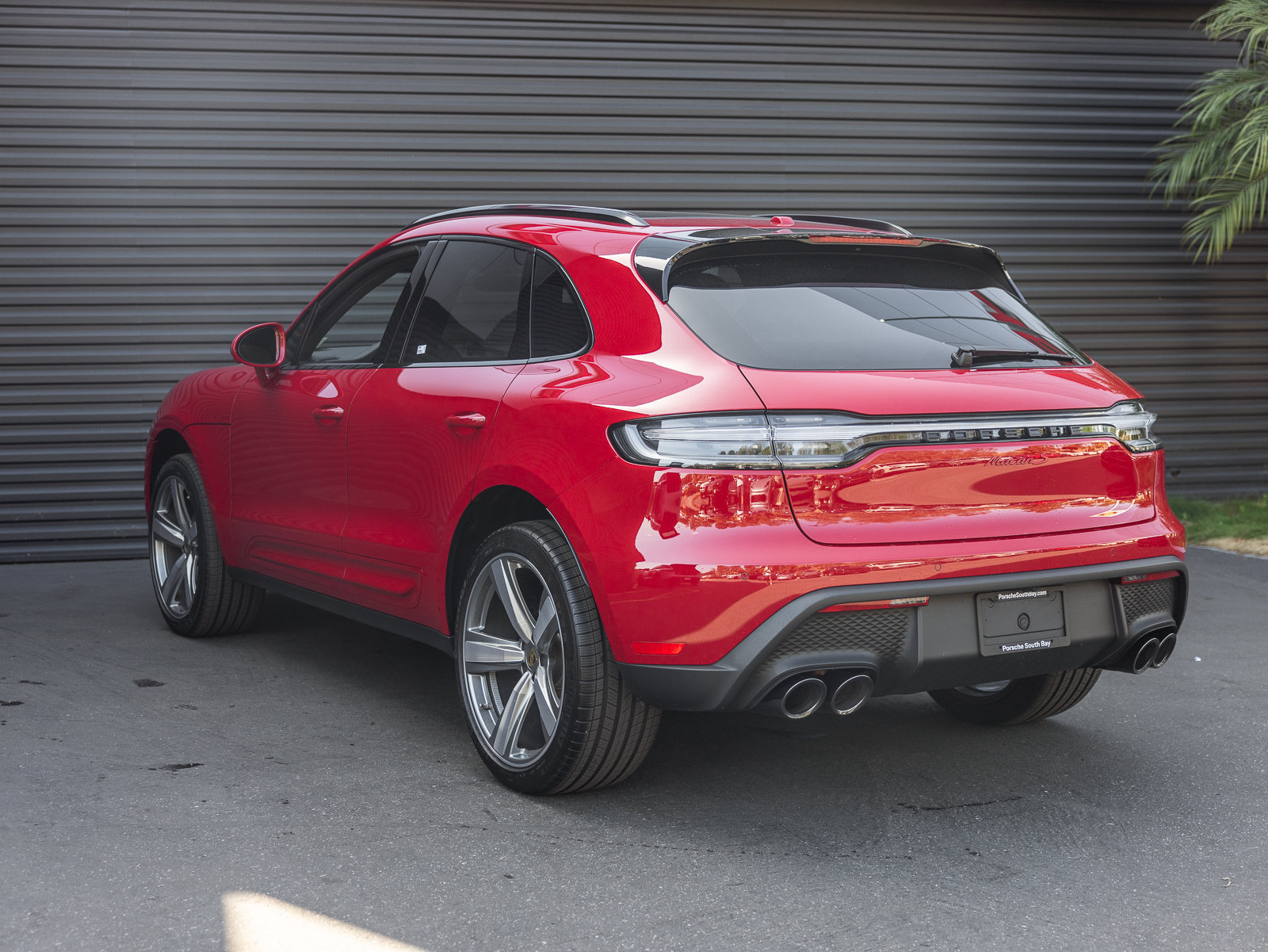 Certified 2026 Porsche Macan S AWD/4WD image 3
