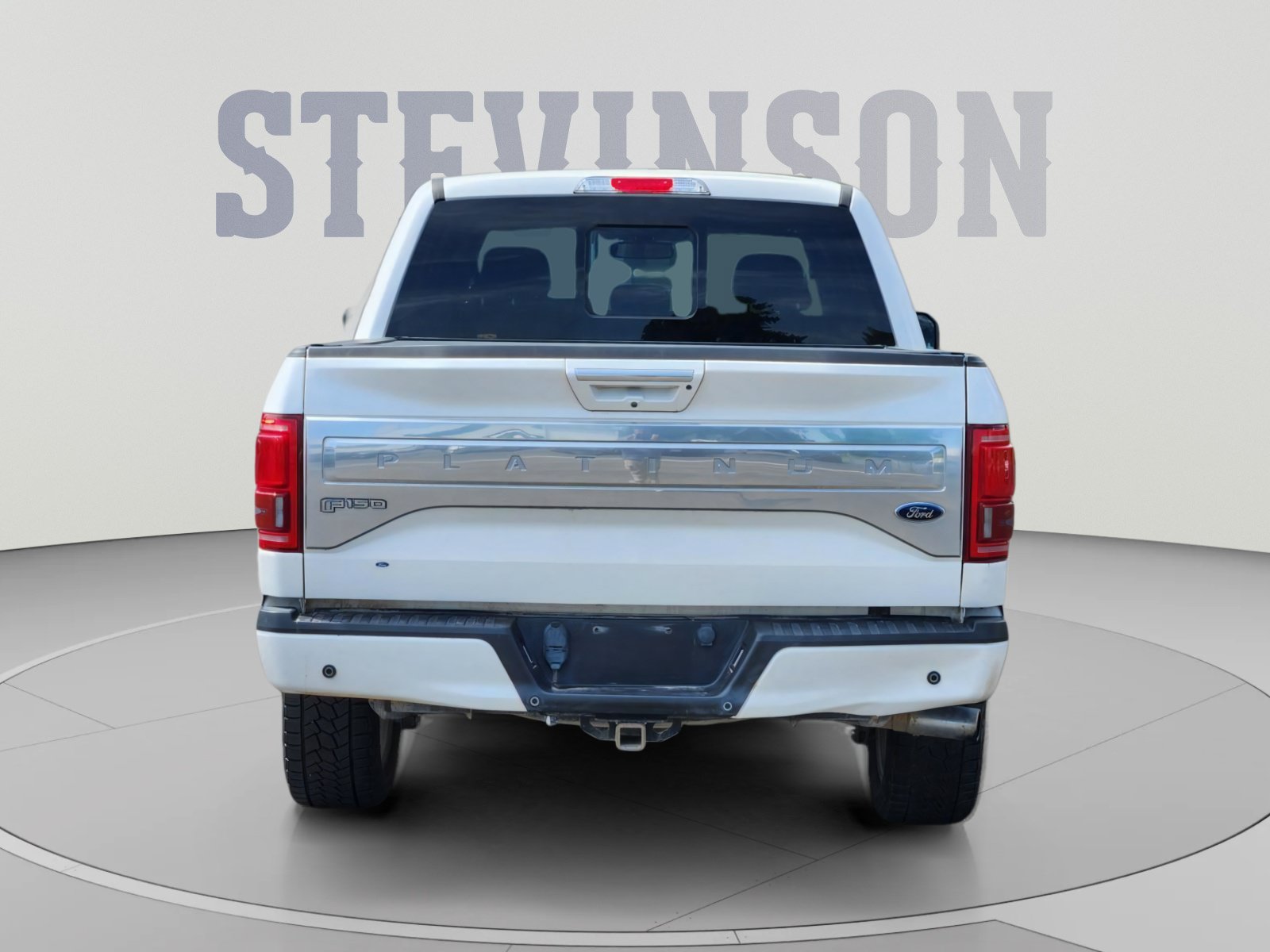Used 2016 Ford F150 Platinum w/ Equipment Group 701A Luxury AWD/4WD image 6