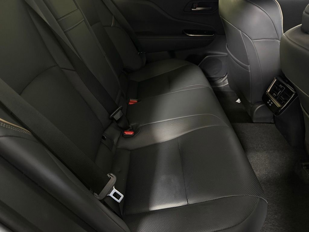 Used 2025 Toyota Crown XLE image 28