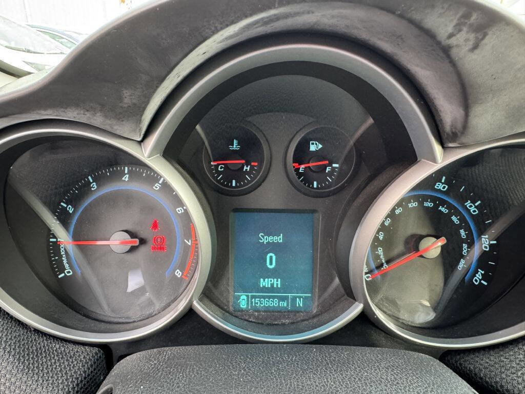 Used 2012 Chevrolet Cruze LT image 13