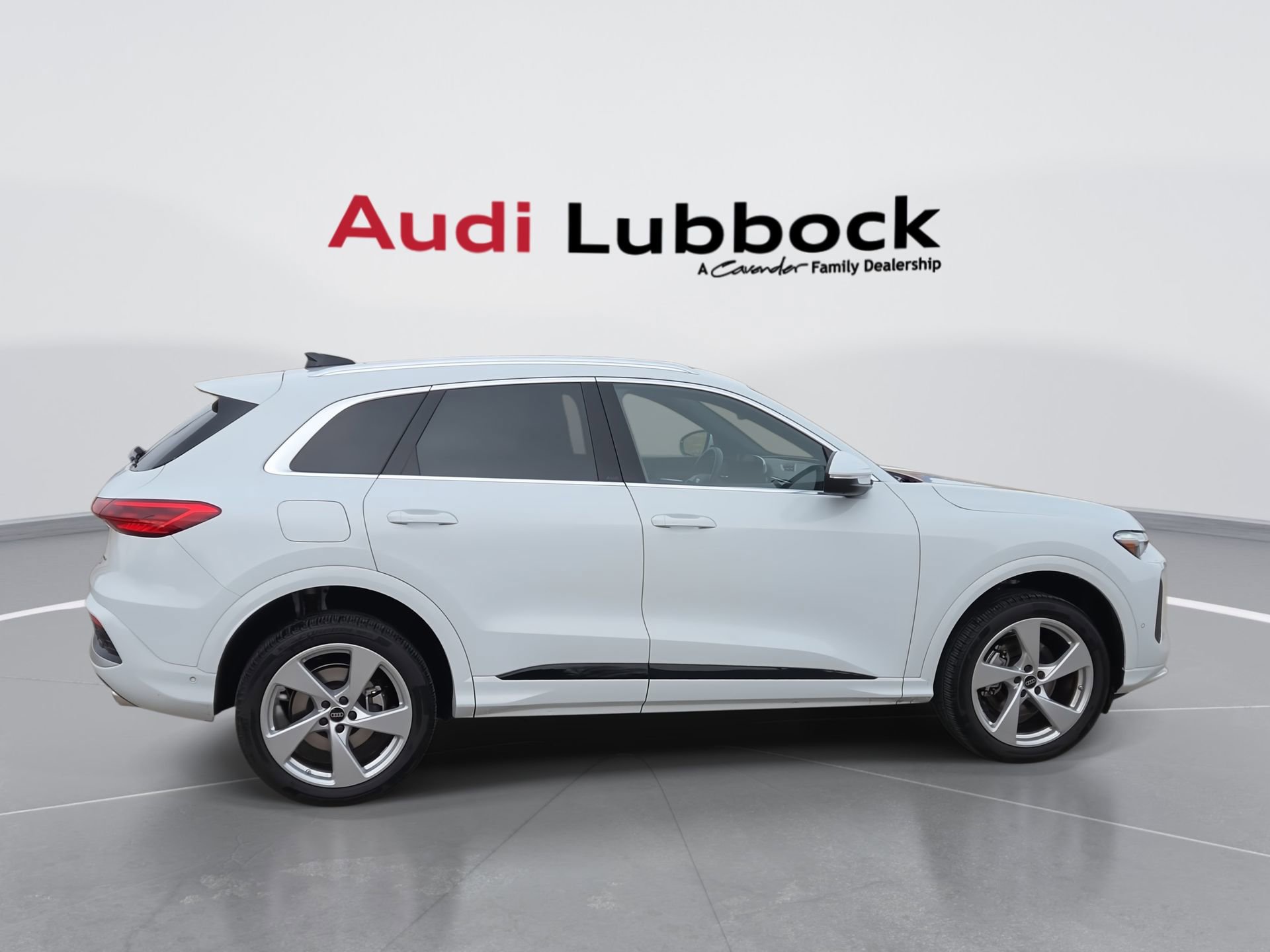 Certified 2025 Audi Q5 Premium Plus w/ Premium Plus image 9