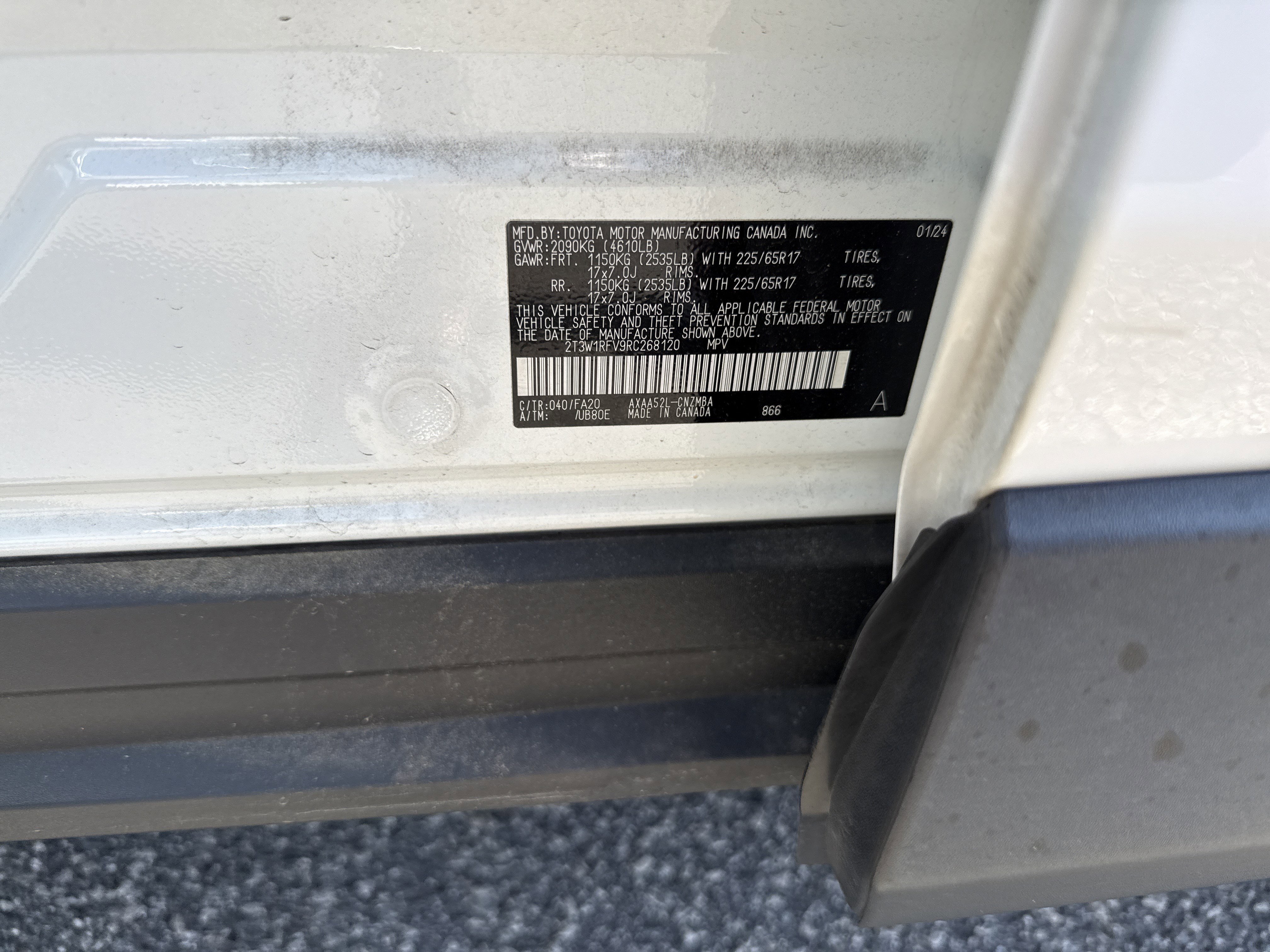 Used 2024 Toyota RAV4 XLE w/ Convenience Package FWD image 36