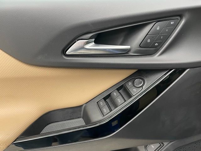 New 2025 Chevrolet Equinox ACTIV w/ Safety and Technology Package image 10