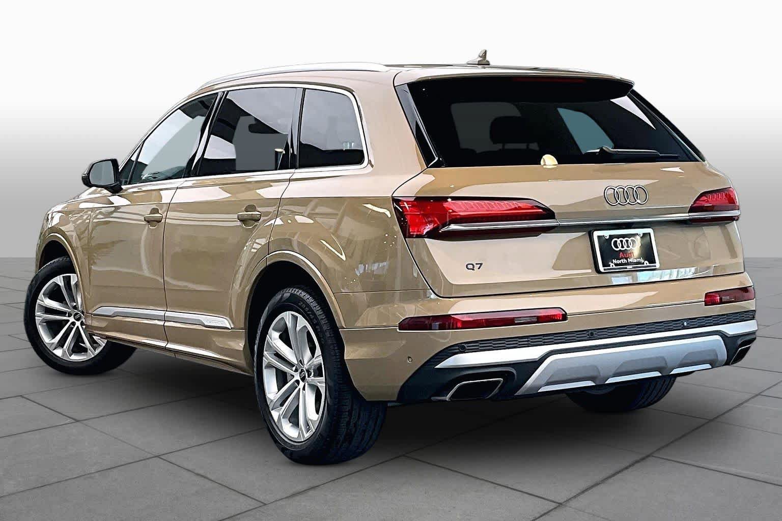 Used 2025 Audi Q7 3.0T Premium Plus w/ Premium Plus Package AWD/4WD image 11