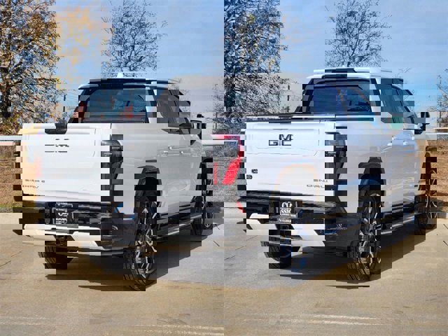 New 2025 GMC Sierra EV Denali image 5