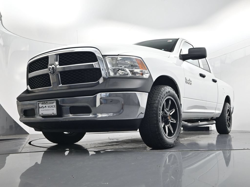 Used 2018 RAM 1500 ST w/ SXT Appearance Group AWD/4WD image 33