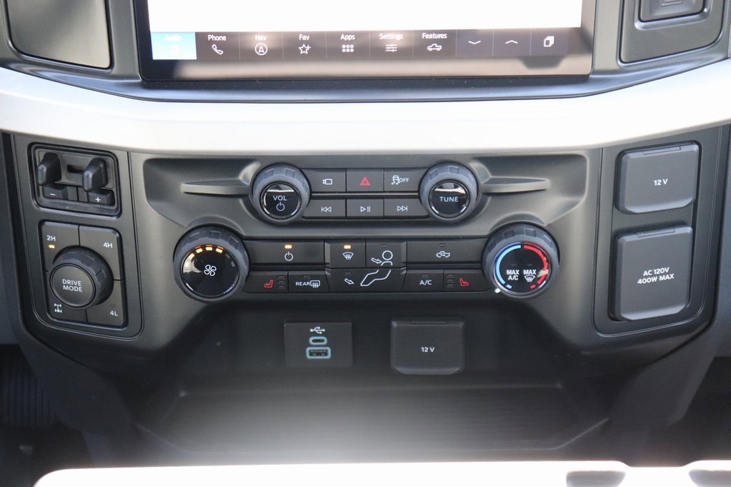 New 2026 Ford F250 4x4 Crew Cab Super Duty image 27