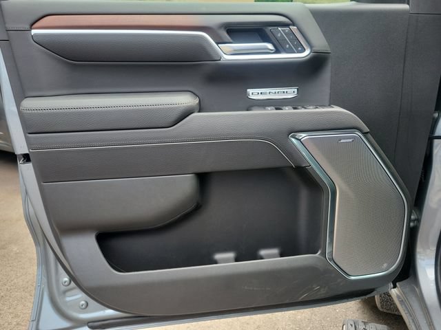 New 2026 GMC Sierra 1500 Denali w/ Denali Reserve Package AWD/4WD image 17