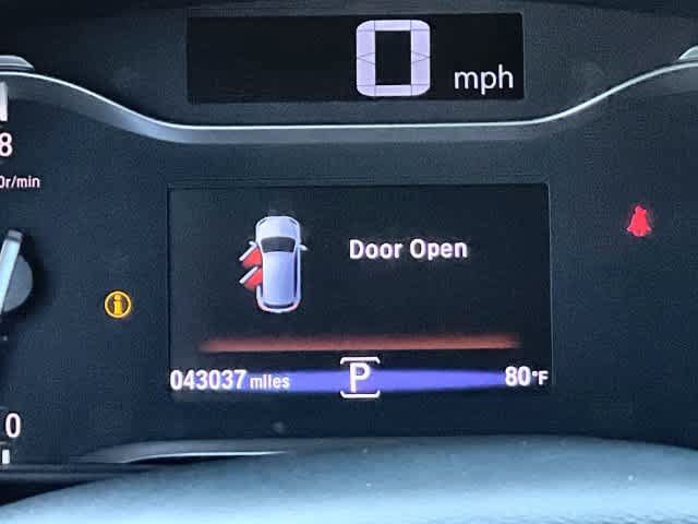 Used 2016 Honda Pilot Touring image 19