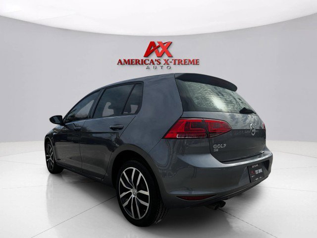 Used 2017 Volkswagen Golf SE image 3