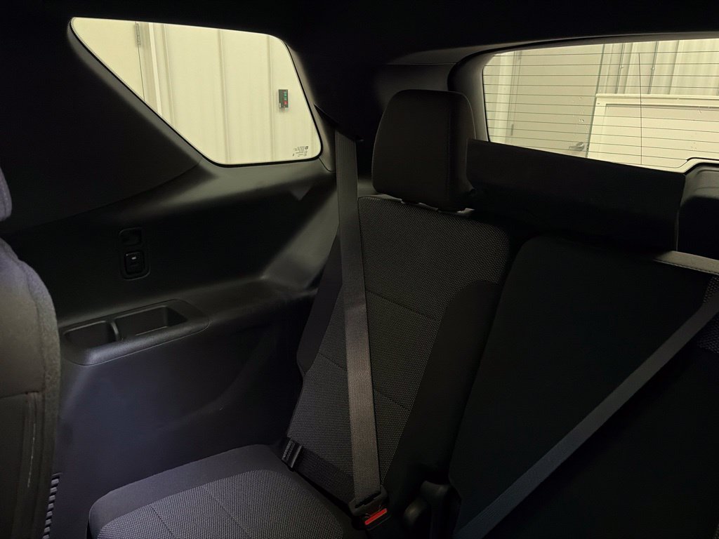Used 2023 Chevrolet Traverse LT w/ LPO, Floor Liner Package AWD/4WD image 19
