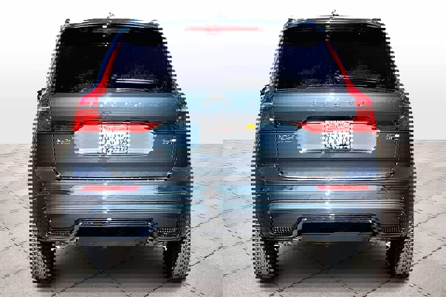 Used 2023 Volvo XC60 B5 Ultimate image 7