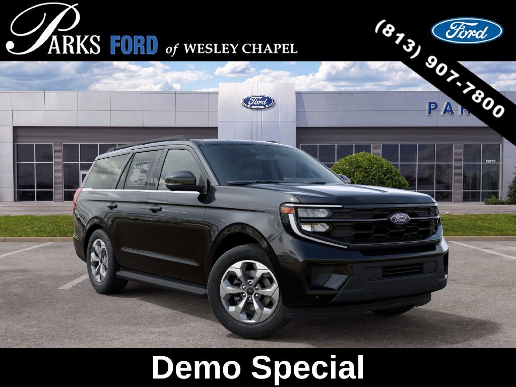 New 2027 Ford Expedition Active RWD image 4