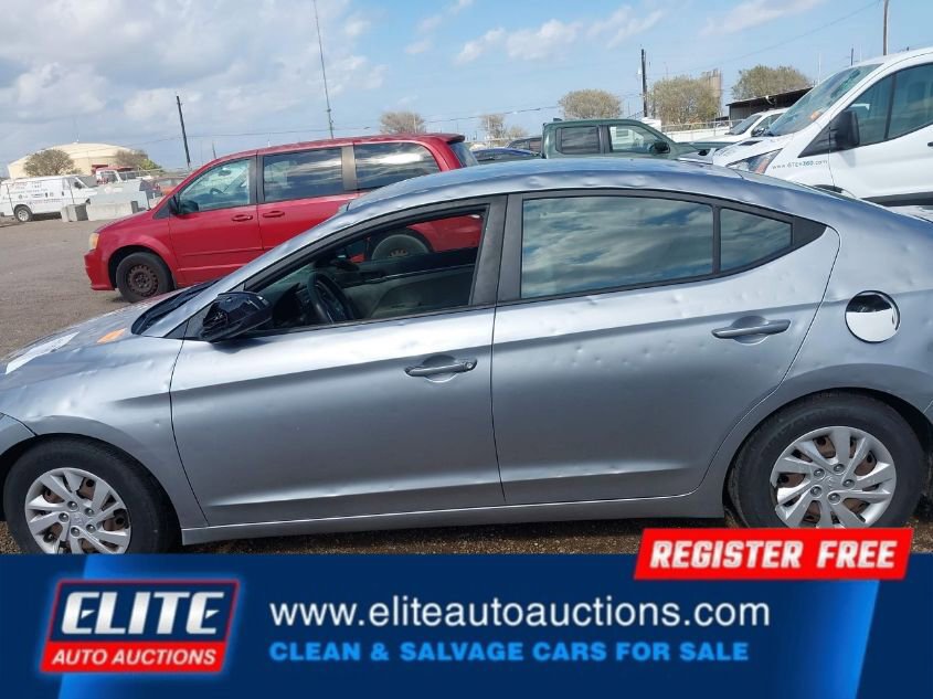 Used 2017 Hyundai Elantra SE image 27