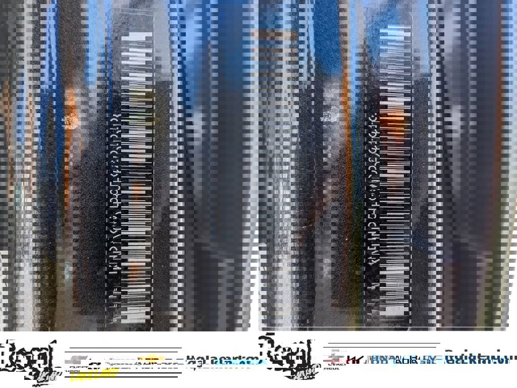 Used 2023 Kia Carnival EX image 35