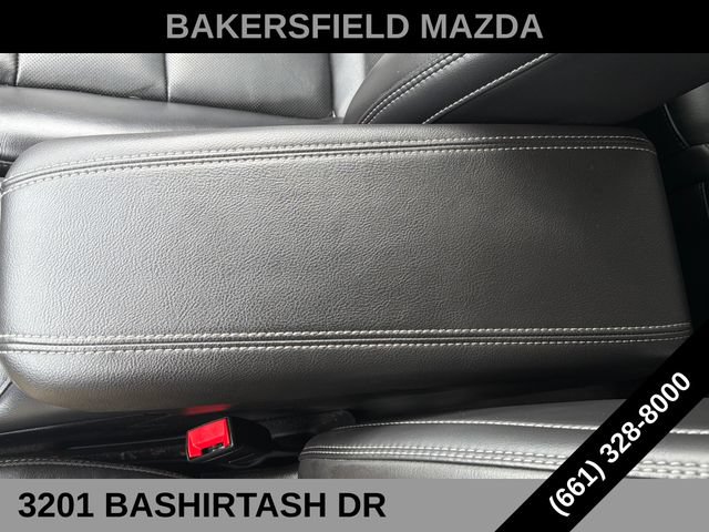 Used 2024 Cadillac XT4 Premium Luxury w/ Active Safety Package FWD image 21