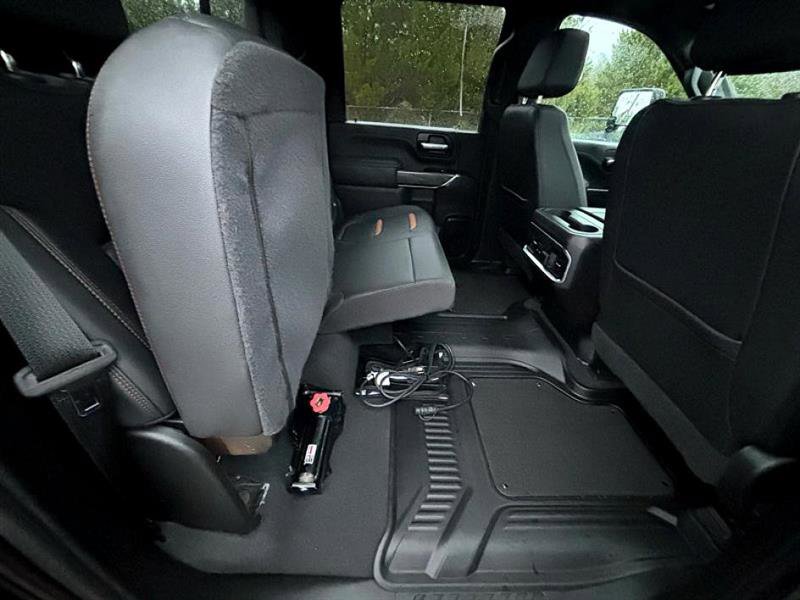 Used 2022 GMC Sierra 3500 AT4 w/ AT4 Premium Plus Package image 47