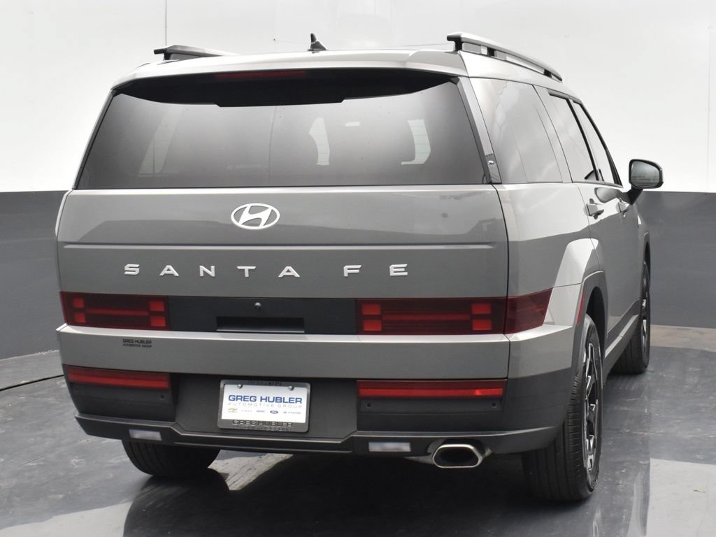 Used 2026 Hyundai Santa Fe SEL FWD image 17