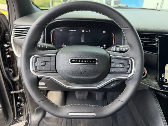 Used 2024 Jeep Wagoneer Series II w/ Flexible Seating Group AWD/4WD image 35