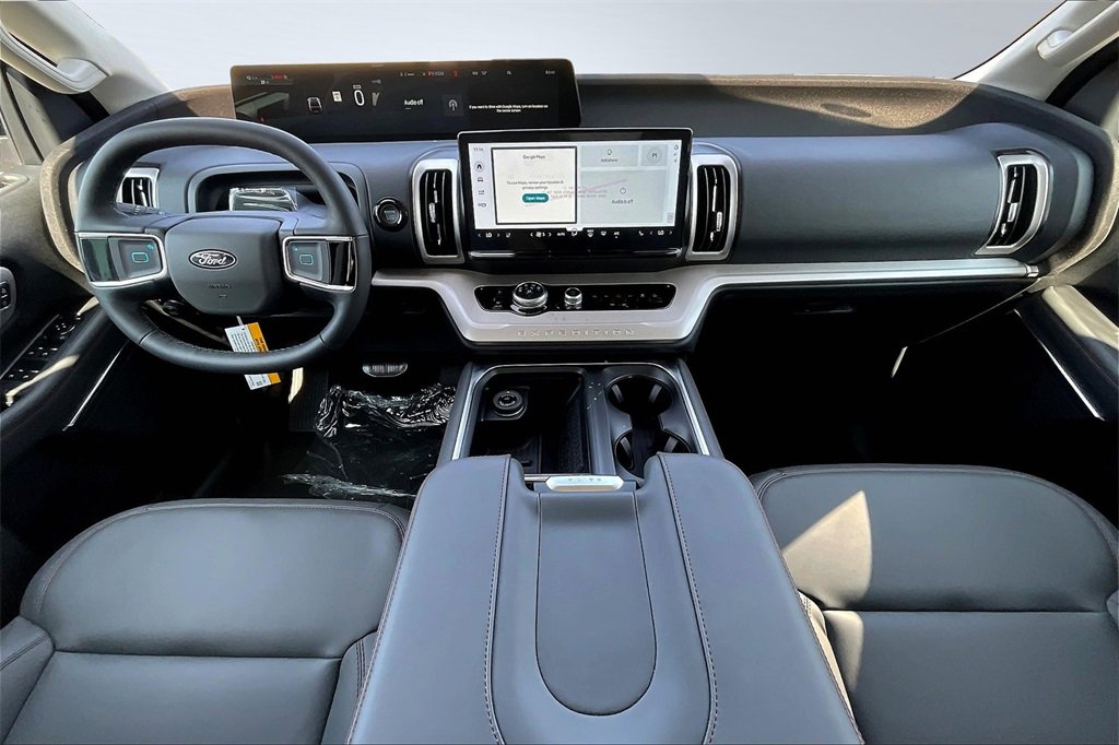 New 2025 Ford Expedition Max Active image 7