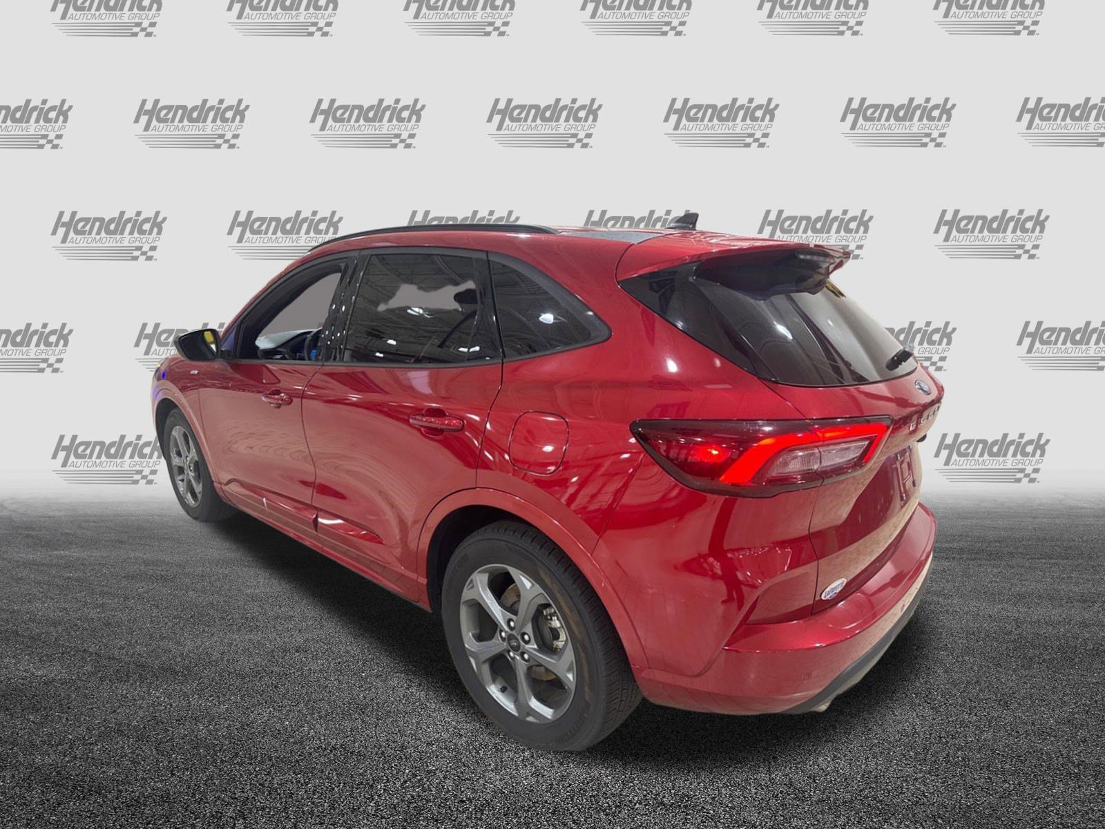 Used 2023 Ford Escape ST-Line w/ Tech Pack #1 FWD image 8