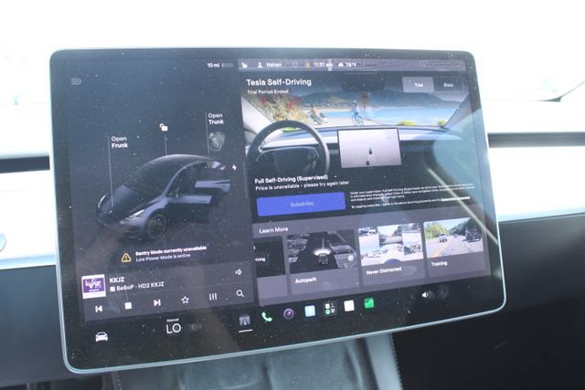 Used 2024 Tesla Model Y Performance AWD/4WD image 18