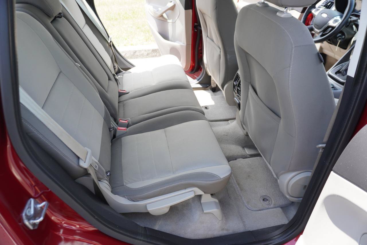 Used 2015 Ford C-MAX SE w/ Equipment Group 201A FWD image 28