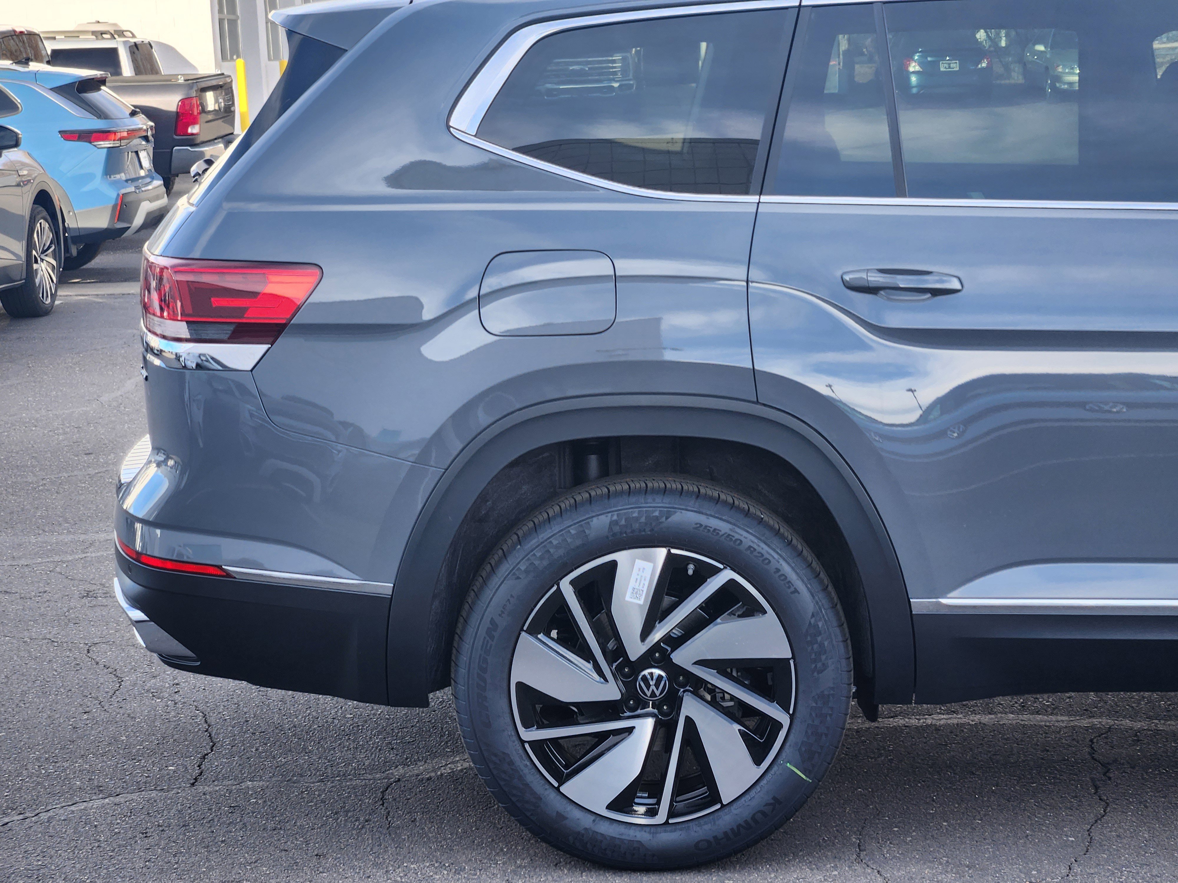 New 2026 Volkswagen Atlas SEL image 6