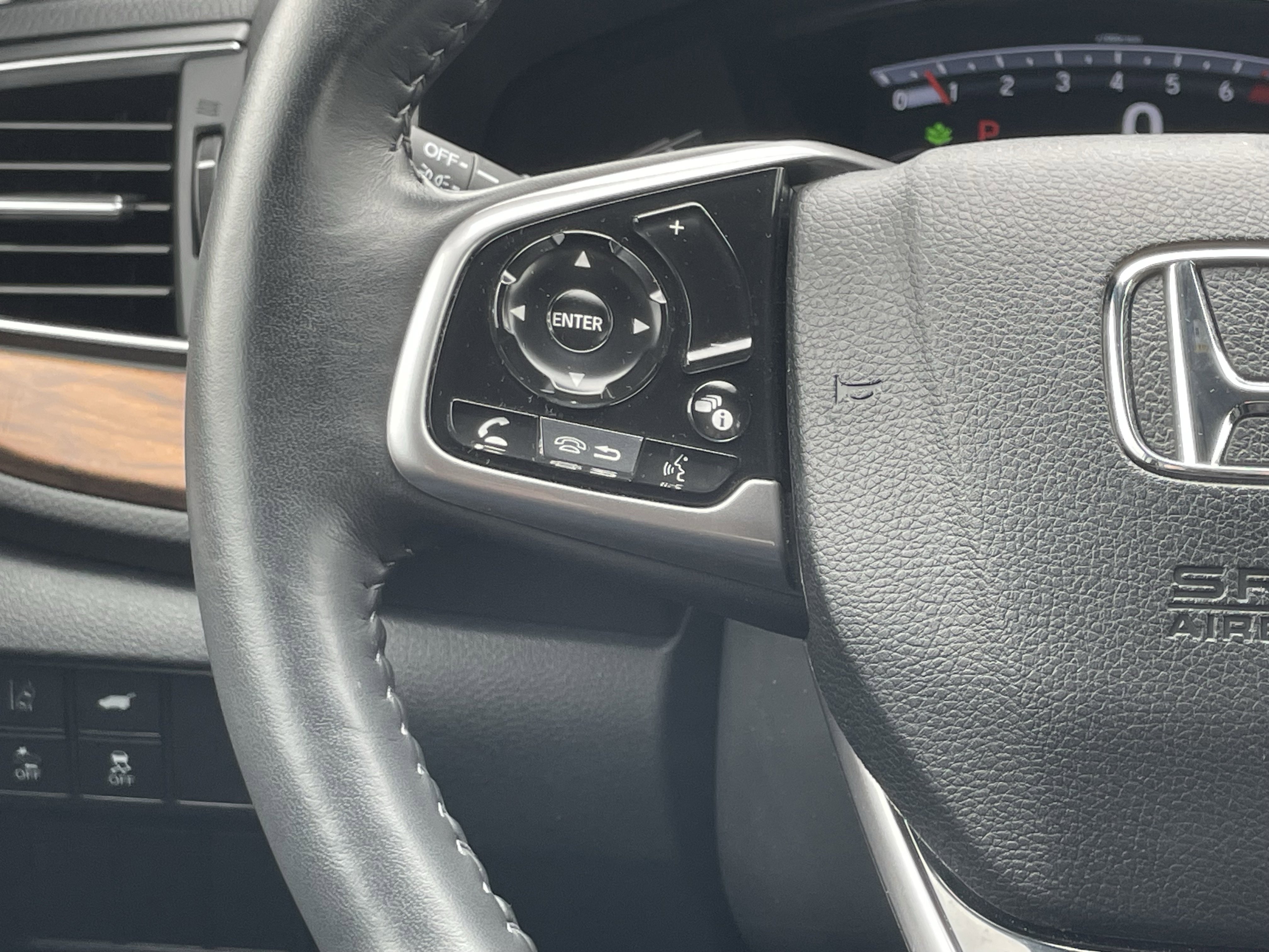 Used 2020 Honda CR-V Touring image 18