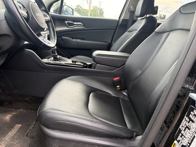 Used 2024 Kia Sportage EX AWD/4WD image 10