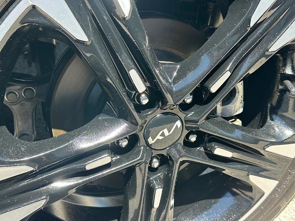 Used 2024 Kia K5 GT-Line w/ GT-Line Premium Package FWD image 27