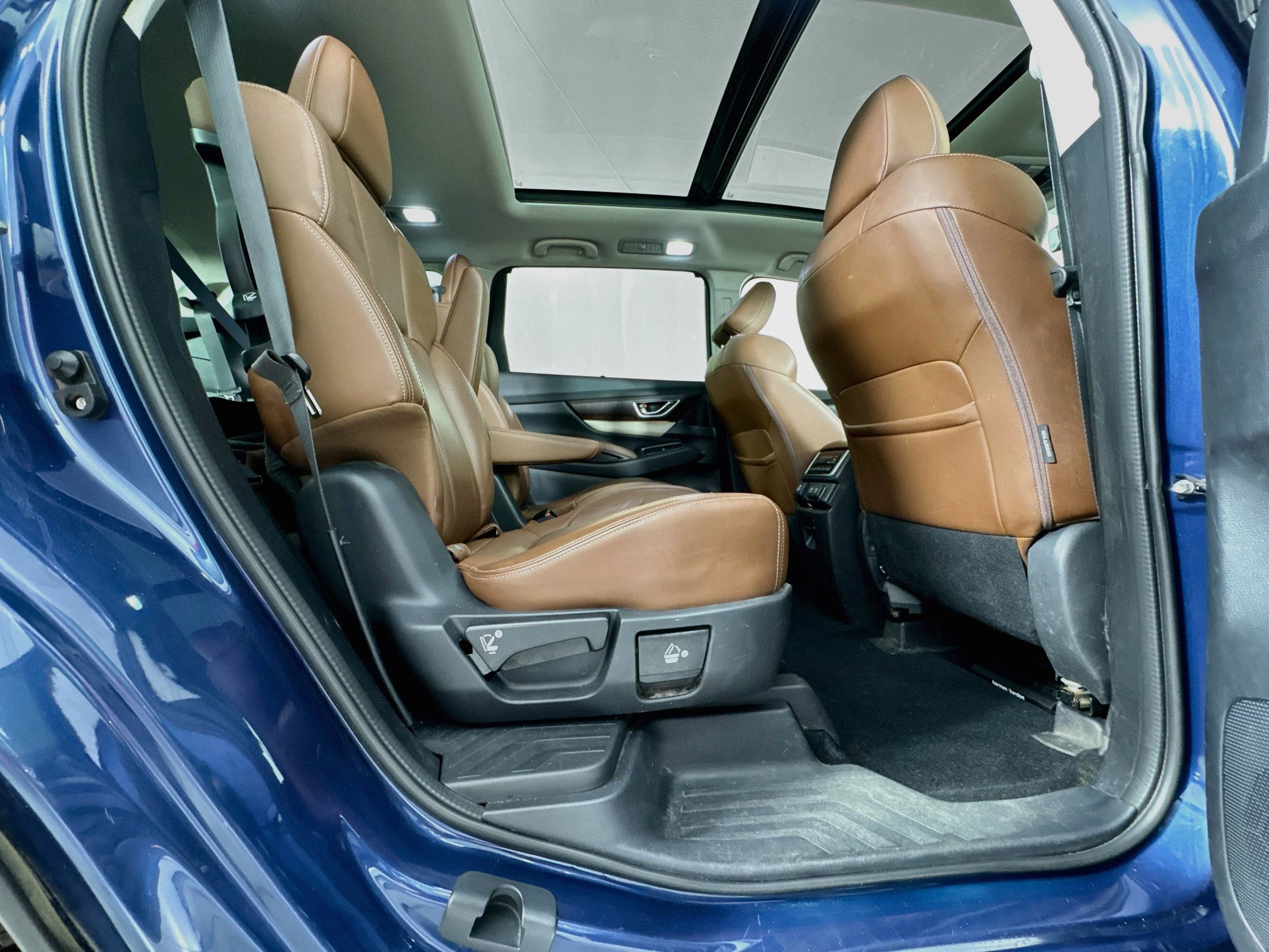 Used 2019 Subaru Ascent Touring w/ Popular Package #2A AWD/4WD image 29